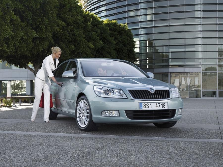  Skoda Octavia 2008 года  (фото 14 из 60)